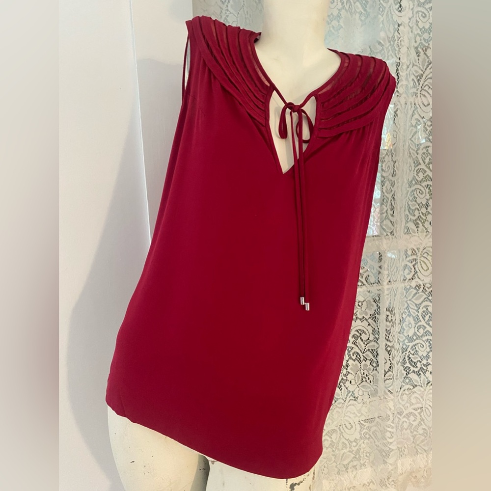 Diane Von Furstenberg Red Sleeveless Blouse with Tie Front